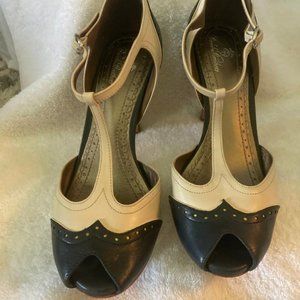 Brooks Brothers Peep Toe Wingtips